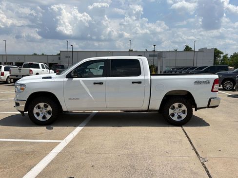 Used 2024 RAM 1500 Big Horn AWD/4WD image 2