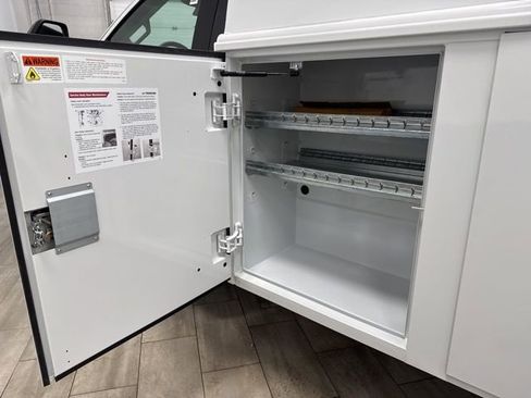 New 2025 Ford F350 XL w/ XL Chrome Package image 32