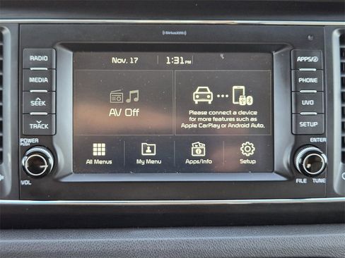 Used 2017 Kia Sedona LX w/ LX Essentials Premium Package image 16