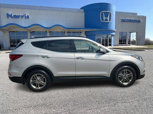 Used 2018 Hyundai Santa Fe Sport AWD/4WD image 5