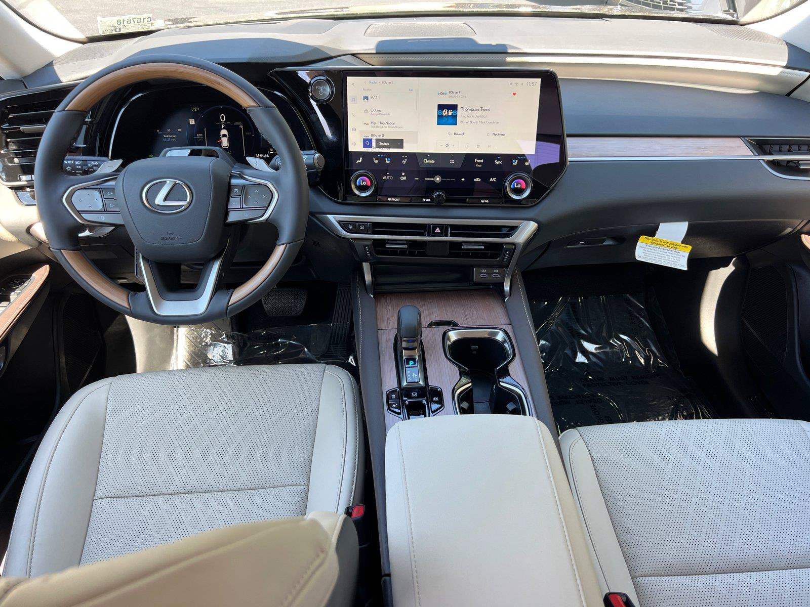New 2026 Lexus RX 350h AWD/4WD image 16