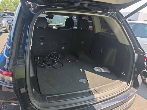 Used 2023 Jeep Grand Cherokee 4WD 4xe w/ Luxury Tech Group II image 15
