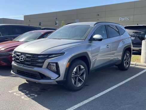 Used 2026 Hyundai Tucson SEL AWD/4WD image 2
