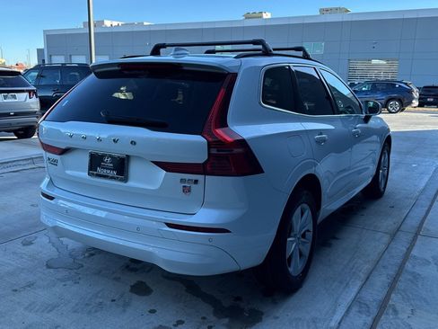 Used 2022 Volvo XC60 B5 Momentum image 20
