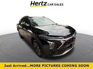 Used 2025 Chevrolet Trax LT FWD video 1