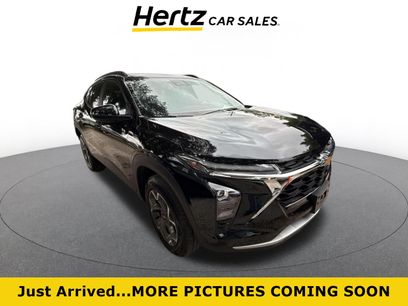 Used 2025 Chevrolet Trax LT