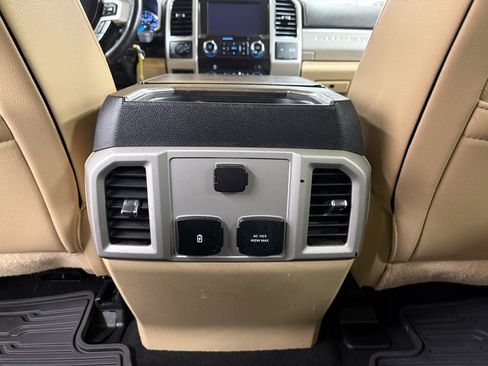Used 2019 Ford F250 Lariat w/ Tow Technology Bundle AWD/4WD image 25