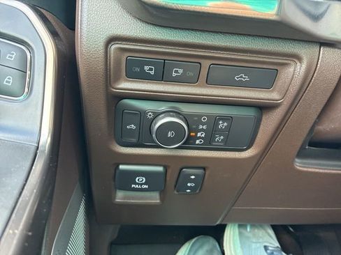 Used 2022 Ford F150 King Ranch w/ Equipment Group 601A High AWD/4WD image 14