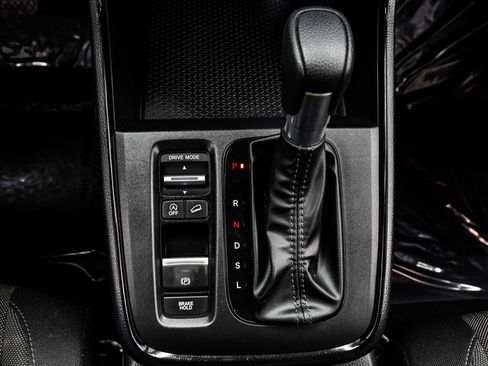 Used 2025 Honda CR-V LX image 24