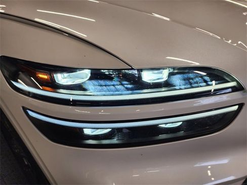 Used 2023 Genesis GV70 3.5T Sport w/ Sport Prestige Package image 4