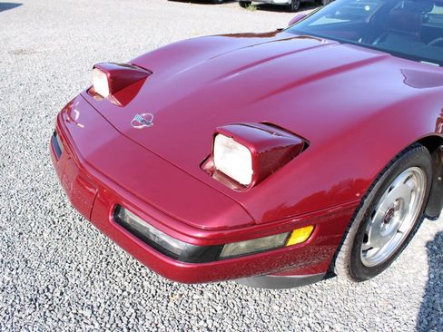 Used 1993 Chevrolet Corvette Coupe RWD image 21