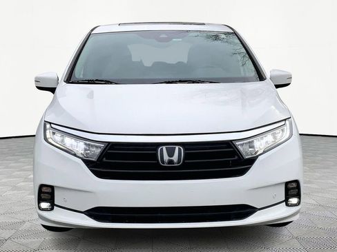 Used 2021 Honda Odyssey Touring image 2