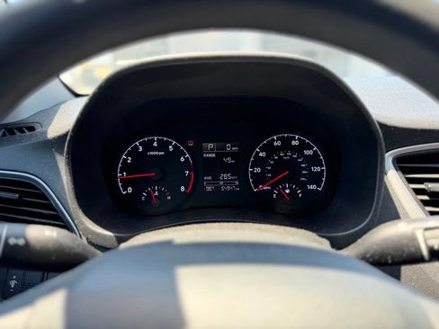 Used 2022 Hyundai Accent SE FWD image 10