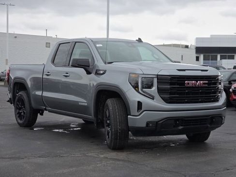 New 2026 GMC Sierra 1500 Elevation image 16
