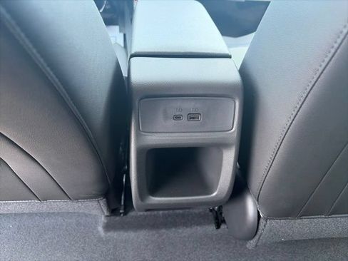 New 2026 Chevrolet Trax LT w/ Midnight Edition FWD image 13