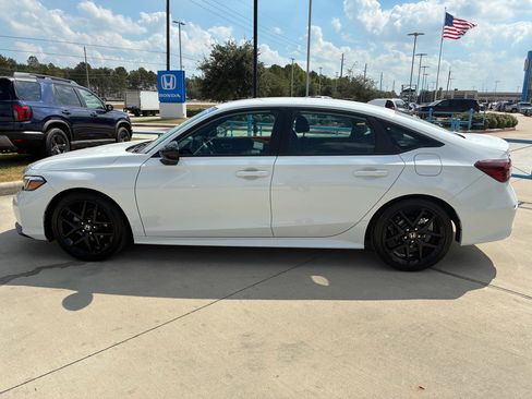 Certified 2026 Honda Civic Sport image 5