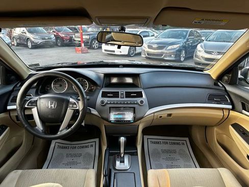 Used 2012 Honda Accord LX image 18