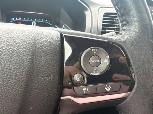 Used 2023 Honda Odyssey Touring image 17