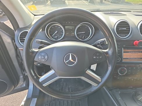 Used 2011 Mercedes-Benz GL 320 BlueTEC 4MATIC image 14