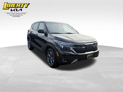 Used 2024 Kia Seltos LX