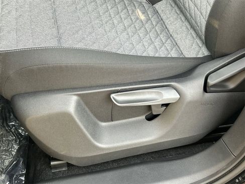 New 2026 Volkswagen Tiguan S image 16