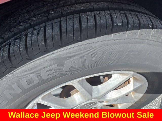 Used 2017 Chrysler Pacifica LX FWD image 5