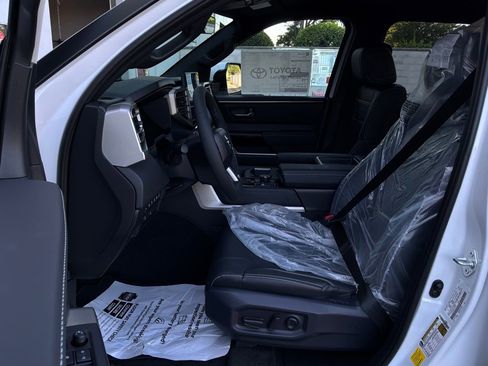 New 2026 Toyota Tundra Limited AWD/4WD image 9