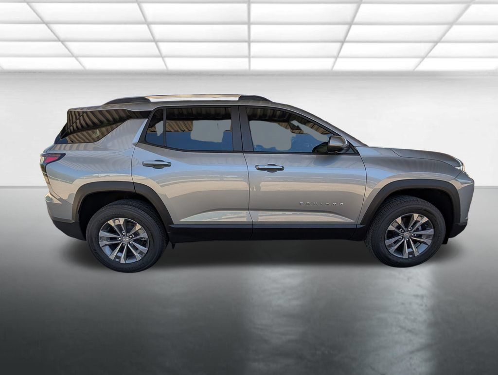 New 2027 Chevrolet Equinox LT w/ Convenience Package II FWD image 32