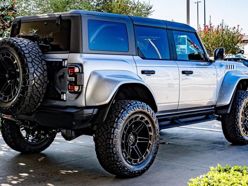 Used 2024 Ford Bronco Raptor AWD/4WD image 4