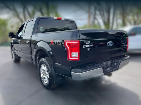 Used 2017 Ford F150 XLT w/ XTR Package image 4