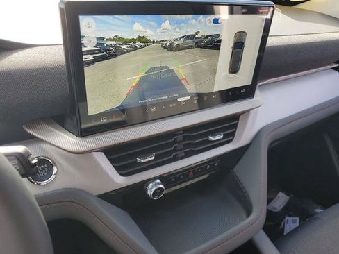 New 2026 Ford Explorer Active image 14