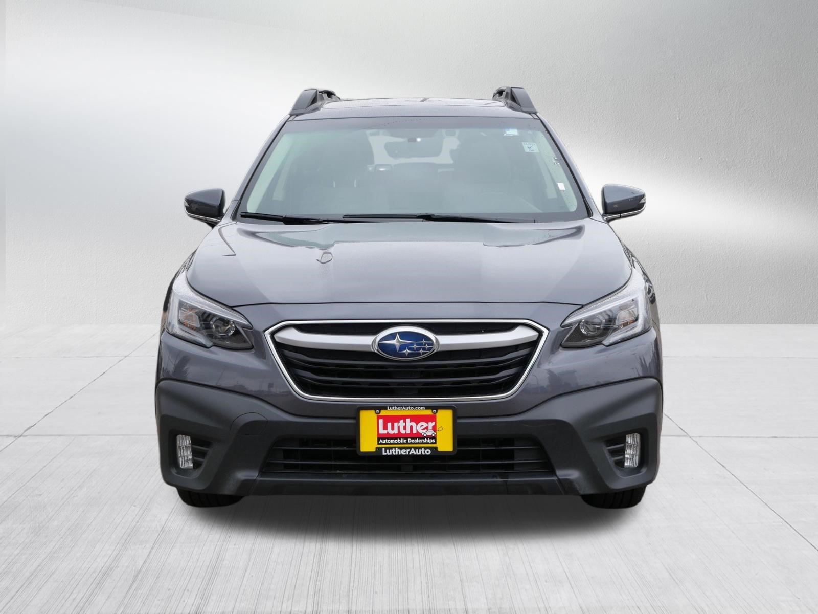 Used 2022 Subaru Outback Premium AWD/4WD image 2