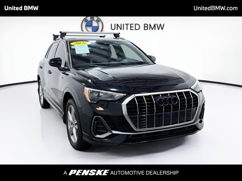 Used 2020 Audi Q3 2.0T Premium w/ Convenience Package AWD/4WD image 3