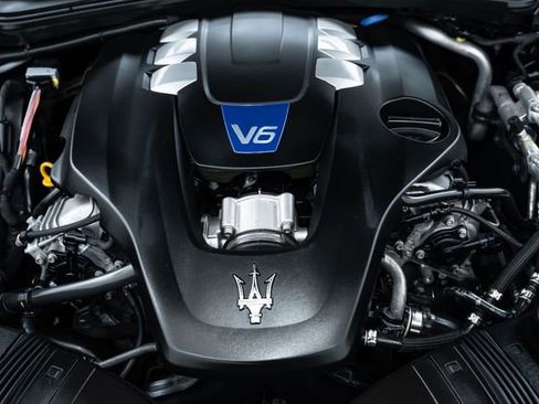 Used 2018 Maserati Ghibli S Q4 image 35