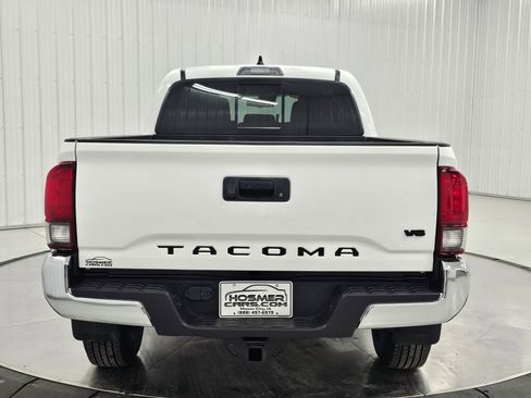 Used 2021 Toyota Tacoma SR5 image 4