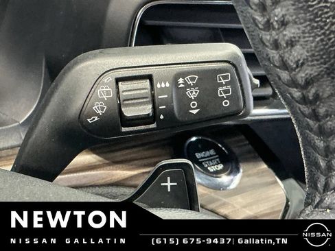 Used 2021 Ford Explorer Limited w/ Equipment Group 301A AWD/4WD image 43