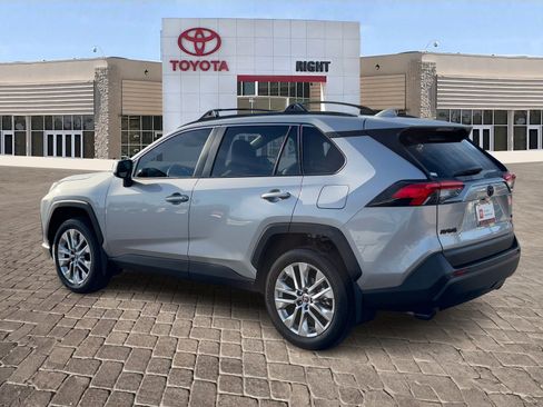Certified 2025 Toyota RAV4 XLE Premium image 5