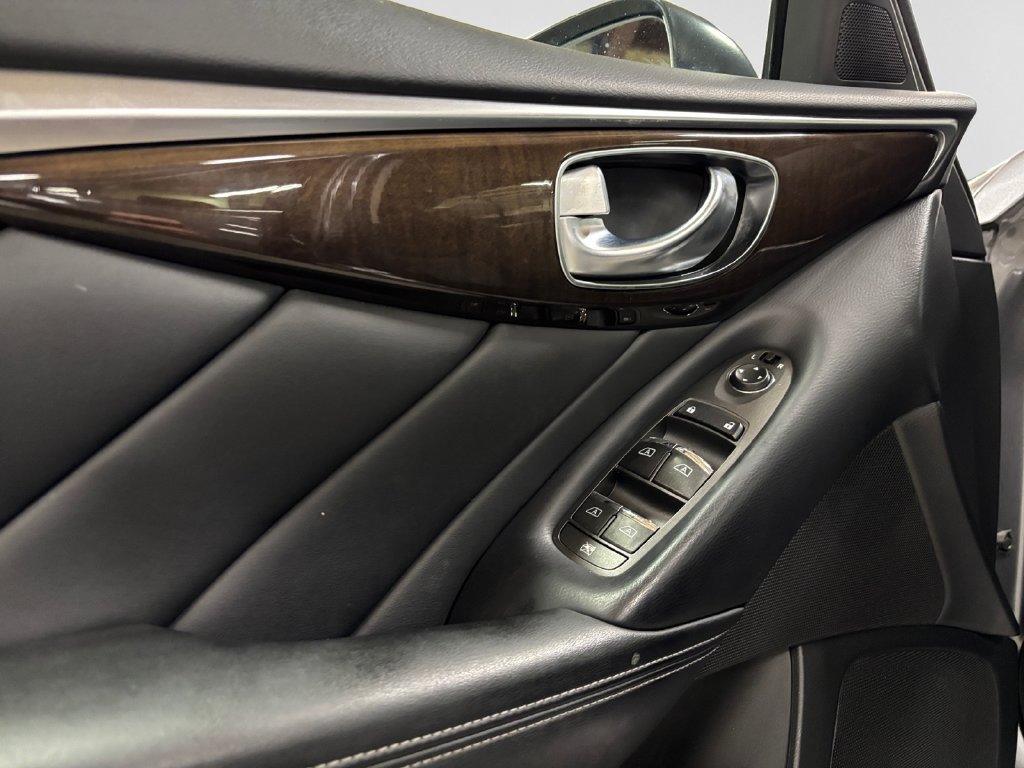 Used 2018 INFINITI Q50 Luxe RWD image 37