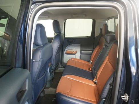 Used 2023 Ford Maverick Lariat w/ Lariat Luxury Package FWD image 30