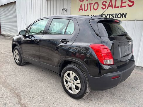 Used 2016 Chevrolet Trax LS w/ LPO, Cargo Package FWD image 9