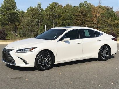 Used 2024 Lexus ES 350 w/ Premium Package