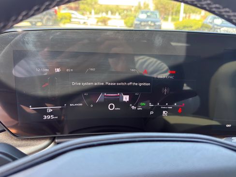 Used 2025 Audi Q5 Premium w/ Convenience Package AWD/4WD image 20