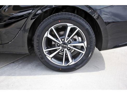 Used 2024 Kia Forte LXS image 30