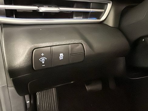 Certified 2024 Hyundai Elantra SEL w/ Convenience Package FWD image 25