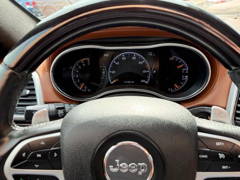 Used 2018 Jeep Grand Cherokee Summit w/ Platinum Series Group AWD/4WD image 24