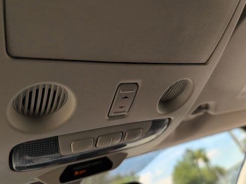 Certified 2021 Ford EcoSport SE w/ SE Appearance Package FWD image 19