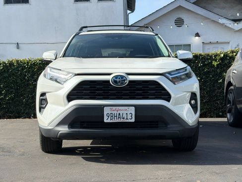 Used 2022 Toyota RAV4 XLE Premium AWD/4WD image 3