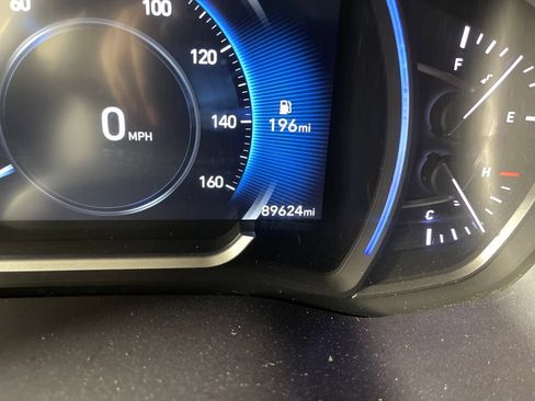 Used 2019 Hyundai Santa Fe FWD w/ Cargo Package image 19