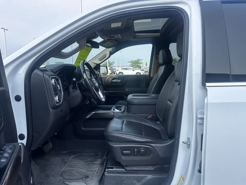 Used 2022 GMC Sierra 1500 SLT w/ SLT Premium Plus Package AWD/4WD image 8