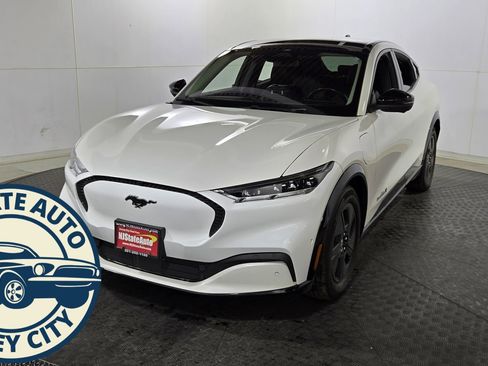 Used 2022 Ford Mustang Mach-E California Route 1 image 3